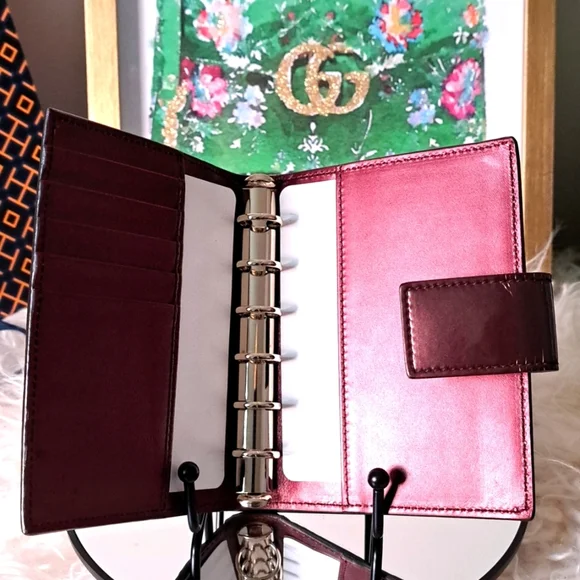 Gucci Guccissima Patent Leather Agenda Like New - Picture 6 of 13